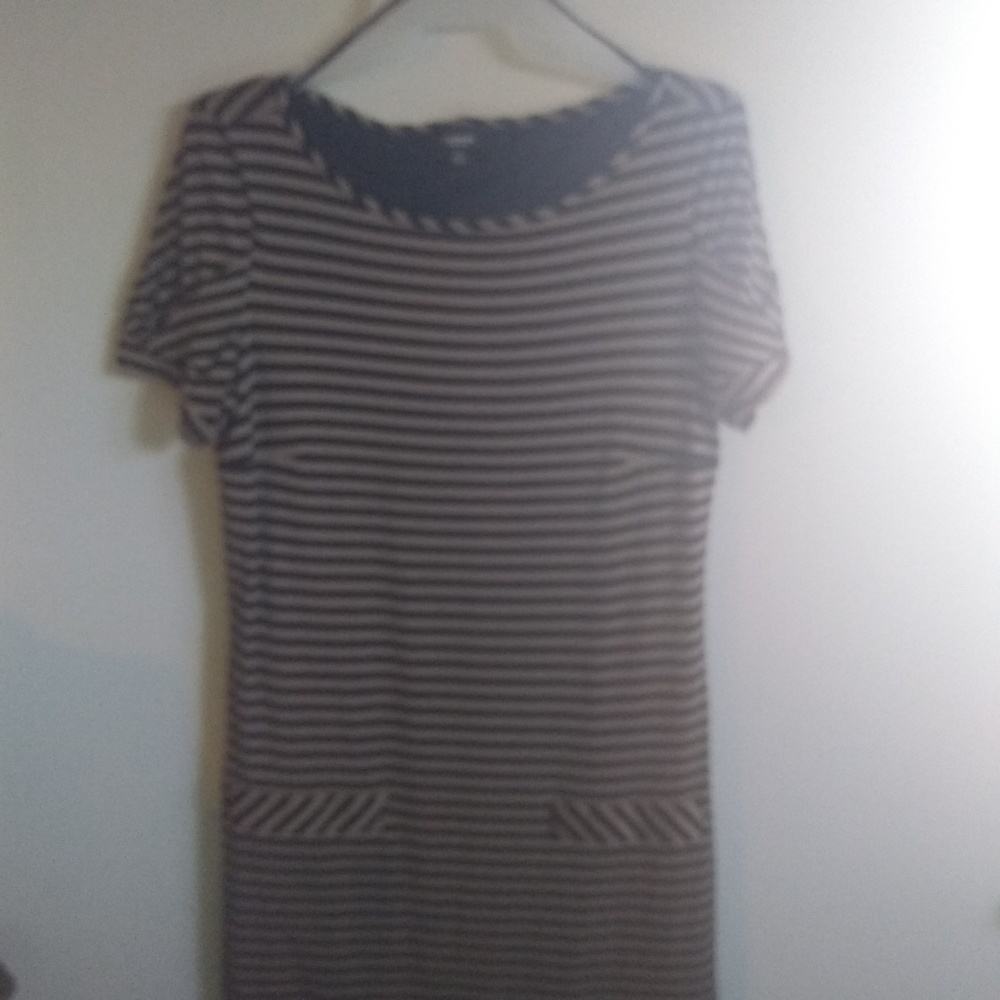 Premise brand, short-sleeve t-shirt dress